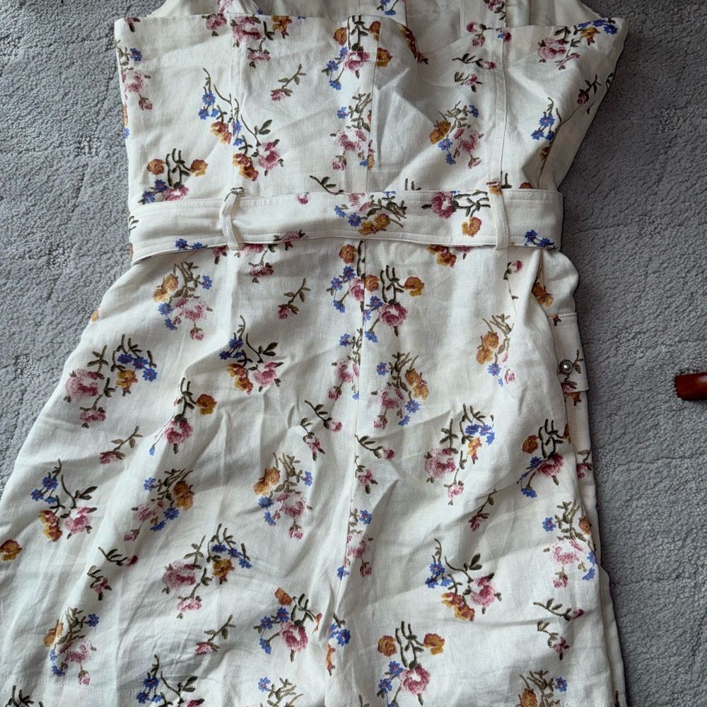 House of Harlow 1960 linen floral romper with pearl belt detail buckle sz 12 - Picture 8 of 12